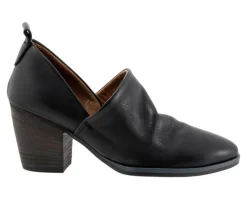 Women's Bueno Kesia Heeled Booties