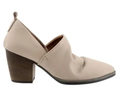 Women's Bueno Kesia Heeled Booties