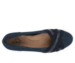 Women's Cliffs by White Mountain Chic Flats