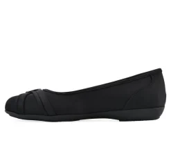 Women's Cliffs by White Mountain Calming Flats