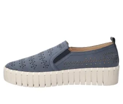 Women's Easy Street Peppy Sneakers