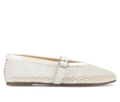 Women's Journee Collection Casha Flats