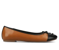 Women's Journee Collection Kaiah Flats