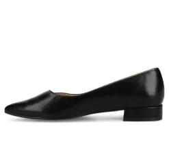 Women's Journee Collection Carmin Flats