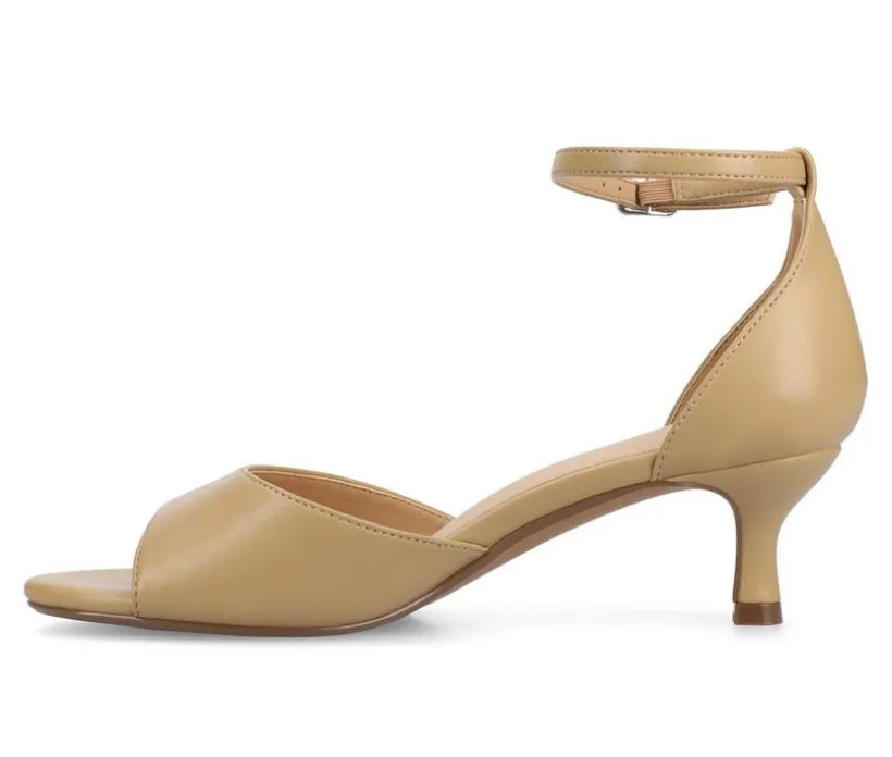 Women's Journee Collection Jezzie Kitten Heel