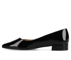 Women's Journee Collection Carmin Flats