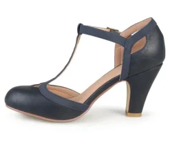 Women's Journee Collection Olina Pumps