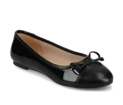 Women's Journee Collection Kaiah Flats