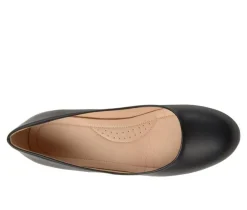 Women's Journee Collection Saar Pumps