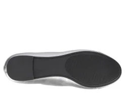 Women's Journee Collection Kaiah Flats