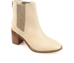 Women's Journee Signature Tazlyn Heeled Chelsea Booties