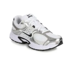 Women's Nike V5 RNR Sneakers