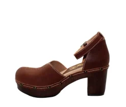 Women's SBICCA Donerail Block Heel Clogs