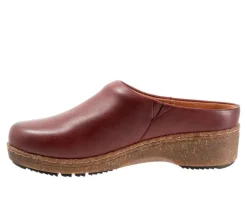 Women's Softwalk Arvada Clogs