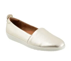 Women's Softwalk Deva Flats