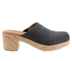 Women's Softwalk Felida Clogs