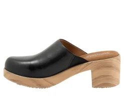 Women's Softwalk Felida Clogs