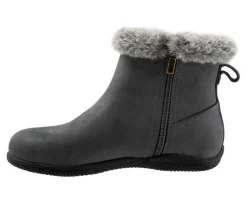 Women's Softwalk Helena Winter Booties