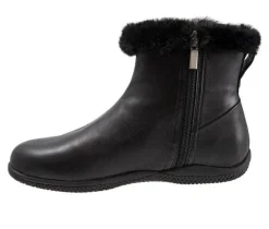 Women's Softwalk Helena Winter Booties