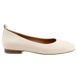 Women's Softwalk Kiris Flats