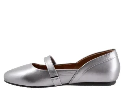 Women's Softwalk Samara Flats
