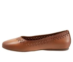 Women's Softwalk Selma Flats