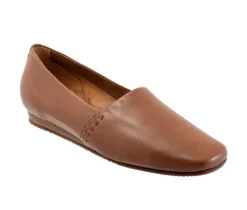 Women's Softwalk Vale Loafers