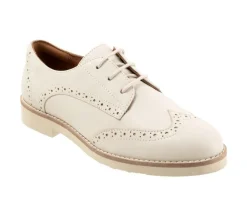 Women's Softwalk Willet Oxfords