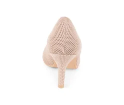 Women's Tahari Taj Pumps