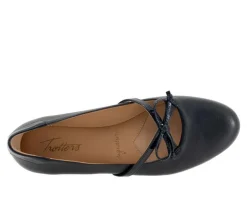 Women's Trotters Carissa Flats
