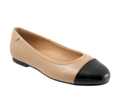 Women's Trotters Clara Flats
