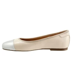 Women's Trotters Clara Flats