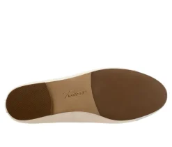 Women's Trotters Clara Flats