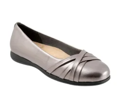 Women's Trotters Daphne Flats