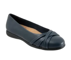 Women's Trotters Daphne Flats
