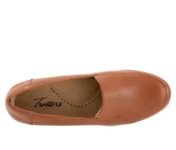 Women's Trotters Deanna Loafers