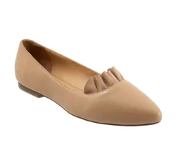 Women's Trotters Elsie Flats