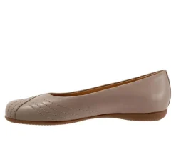 Women's Trotters Sasha Flats