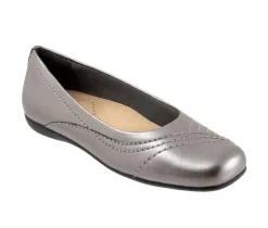Women's Trotters Sasha Flats